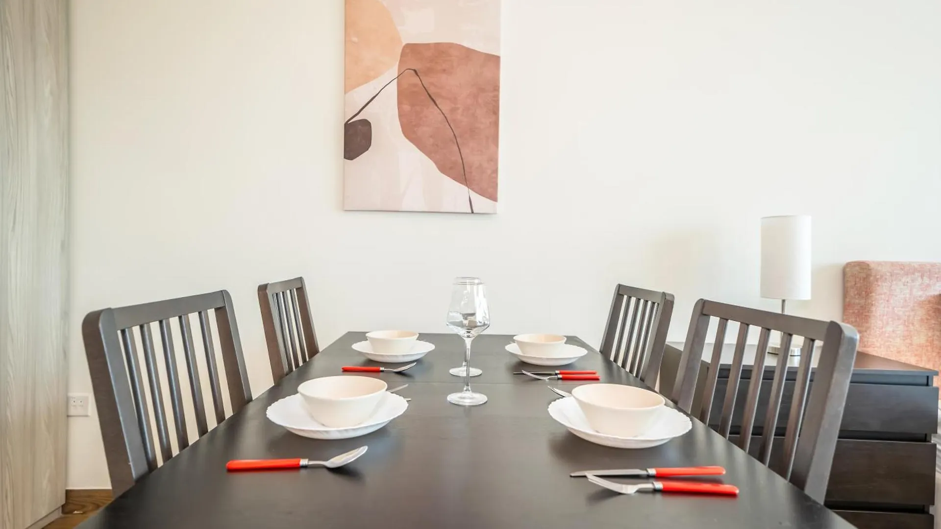Apartment Elegant Studio With Pool & Gym Near Burj Khalifa & Racecourse Views Dubai United Arab Emirates